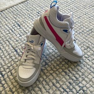 Puma sneakers